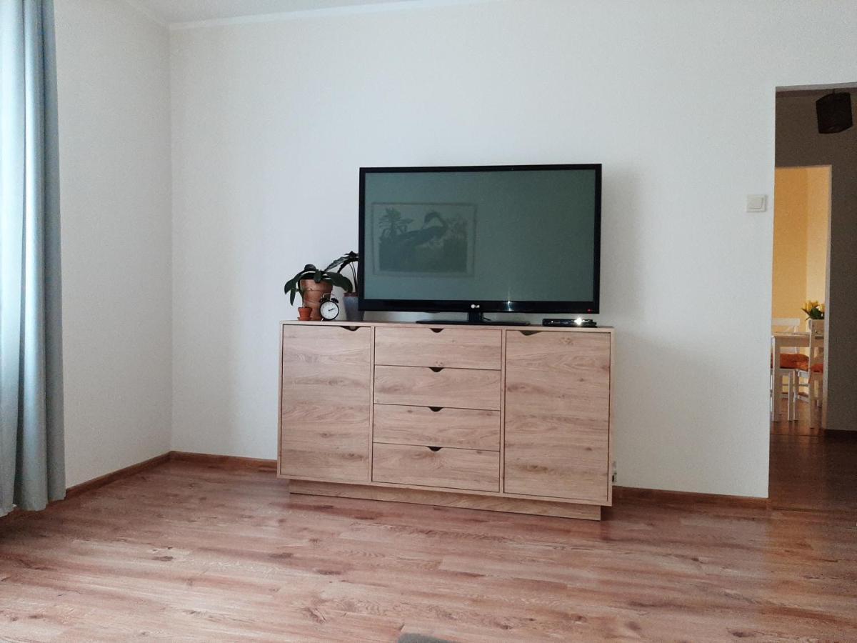 Mieszkanie Na Krotkiej Apartment Stronie Slaskie Exterior photo