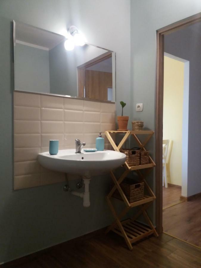 Mieszkanie Na Krotkiej Apartment Stronie Slaskie Exterior photo